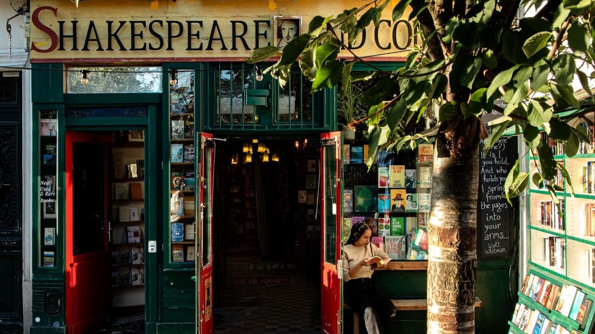 shakespeare and company